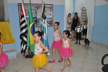 Foto - FORMATURA DAS ESCOLAS MUNICIPAIS LUIZA SOLDERA E TERESINHA VILLA GOBBO