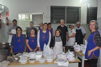 Foto - Feijoada beneficente em prol da creche Santa Rita de Cássia