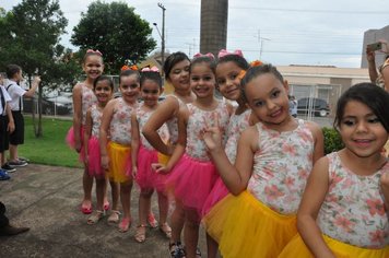 Foto - FORMATURA DAS ESCOLAS MUNICIPAIS LUIZA SOLDERA E TERESINHA VILLA GOBBO