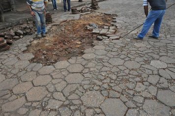 Foto - Rua xv de Novembro recebe melhorias