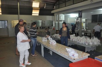 Foto - Feijoada beneficente em prol da creche Santa Rita de Cássia