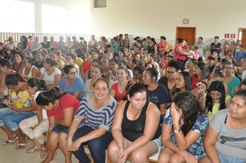 ESCOLA MUNICIPAL VITÓRIO BÉRGAMO REALIZA COMEMORAÇÃO AO DIA DAS MÃES