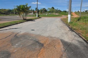 Avenida apóstolo bérgamo recebe tapa buraco 