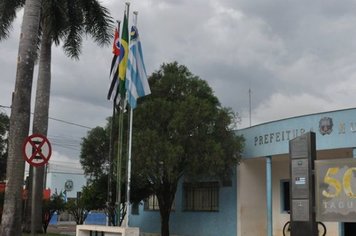 HASTEAMENTO DA BANDEIRA PELOS 60 ANOS DE ANIVERSÁRIO DO MUNICÍPIO