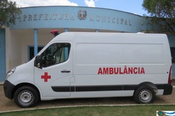 PREFEITURA DE TAGUAÍ GANHA UMA AMBULÂNCIA PARA OS ATENDIMENTOS DE EMERGÊNCIAS