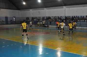 PRIMEIRO DIA DO CAMPEONATO DE FUTSAL DE FÉRIAS