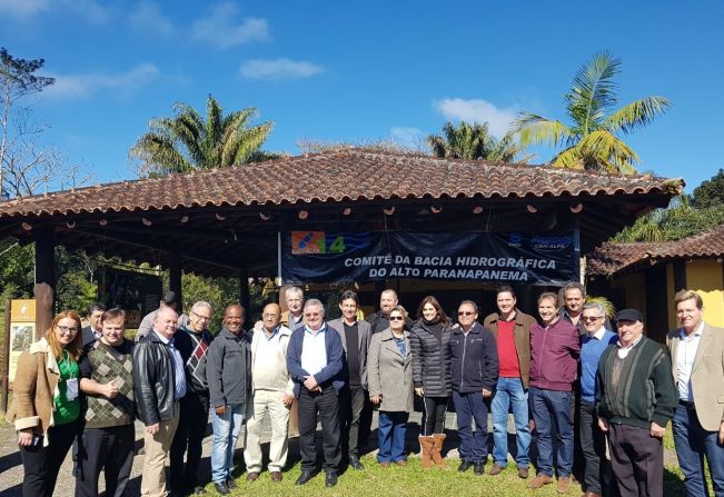 PREFEITO JAIR PARTICIPA DE REUNIÃO DO COMITÊ DA BACIA HIDROGRÁFICA DO ALTO PARANAPANEMA EM SÃO MIGUEL ARCANJO