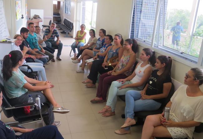 EQUIPE DA ESF JARDIM DOS IPÊS RECEBEM CAPACITAÇÃO