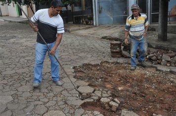 Foto - Rua xv de Novembro recebe melhorias